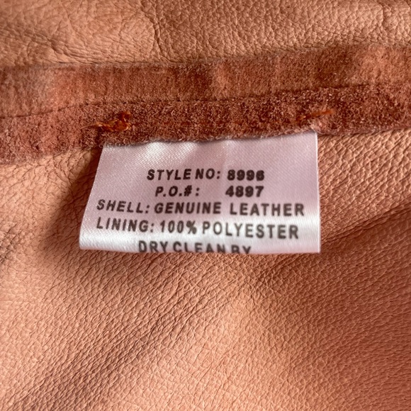Vintage Retro Margaret Godfrey Peach Suede Leather Pleat Front Jacket, Size 12 - Picture 7 of 8